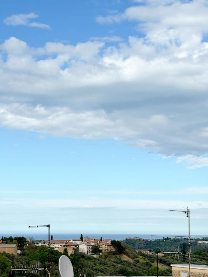 Tabbihome - Costa Dei Trabocchi Apartment *